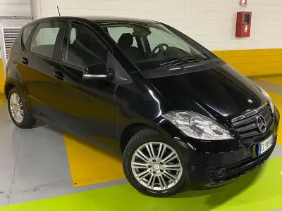 Usata Mercedes A160 SE 95 CV (69 kW) 2012 Nero Utilitaria
