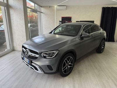 Usata Mercedes GLC200 Executive 163 CV (119 kW) 2019 Grigio opaco SUV