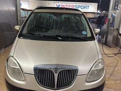 Usata Lancia Musa 90 CV (66 kW) 2006 Monovolume