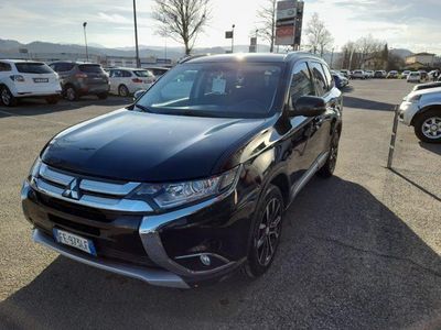 usata Mitsubishi Outlander 2.2 DI-D 2.2 DI-D 4WD Intense aut.