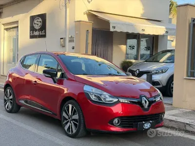 Usata Renault Clio IV Intens 90 CV (66 kW) 2016 Rosso Berlina