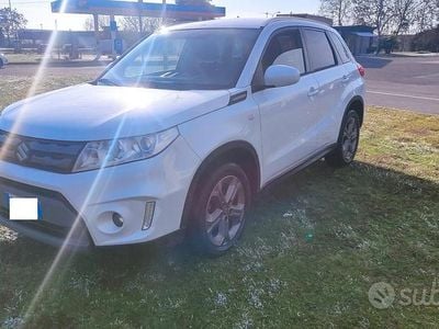 Usata Suzuki Vitara 120 CV (88 kW) 2015 Bianco SUV