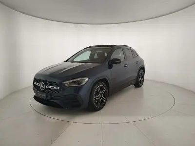Usata Mercedes GLA180 Premium 116 CV (85 kW) 2023 Blu SUV