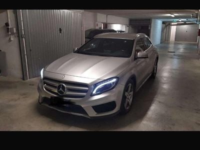 Mercedes GLA200