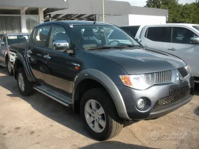 Usata Mitsubishi L200