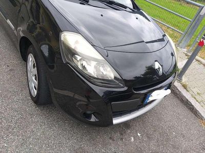 Usado Renault Clio II Luxe 75 CV (55 kW) 2009 Berlina