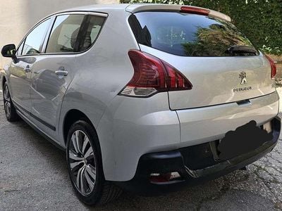 Usata Peugeot 3008 Business-Line 114 CV (83 kW) 2014 Argento Station wagon