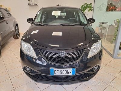 Usata Lancia Ypsilon S 69 CV (50 kW) 2021 Blu Utilitaria