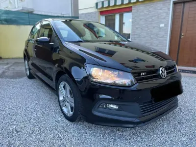 Usata VW Polo R-line 75 CV (55 kW) 2014 Nero Berlina