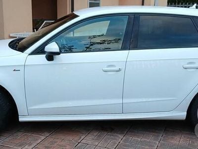 Usata Audi A3 S-Line 150 CV (110 kW) 2018 Bianco Utilitaria
