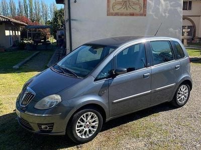 Usata Lancia Musa 77 CV (56 kW) 2009 Grigio Monovolume