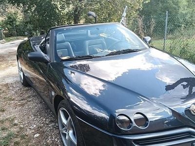 Usata Alfa Romeo Spider 150 CV (110 kW) 1996 Nero Cabrio