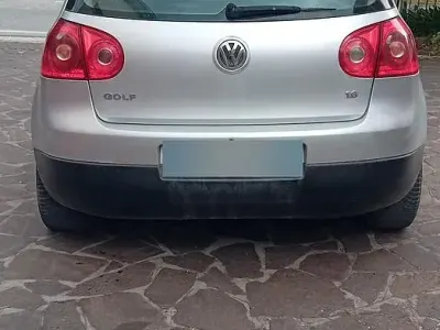 Usata VW Golf VI 115 CV (84 kW) 2008 Grigio Utilitaria