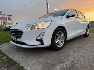 Usata Ford Focus Business Edition 101 CV (74 kW) 2018 Bianco Berlina