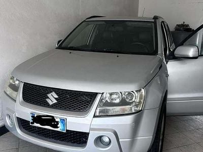 Usata 2008 Suzuki Grand Vitara SUV | 9000 € (Molto cara)