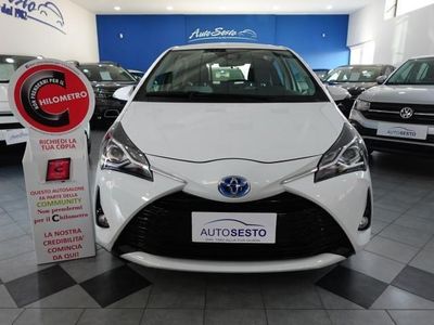 usata Toyota Yaris Hybrid -