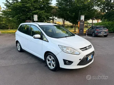 Usata Ford Grand C-Max Titanium 116 CV (85 kW) 2012 Bianco Monovolume