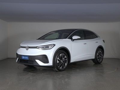 Nuova VW ID.5 Pro 210 kW (286 CV) 2025 Glacier white metallizzato nero SUV