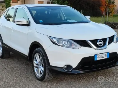 Usata Nissan Qashqai Acenta 110 CV (80 kW) 2016 Other SUV