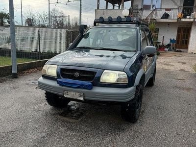 Usata Suzuki Vitara 128 CV (94 kW) 1998 Blu Station wagon
