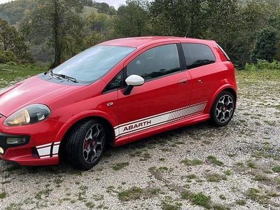 Rosso Usata 2012 Abarth Punto Utilitaria | 11.000 €