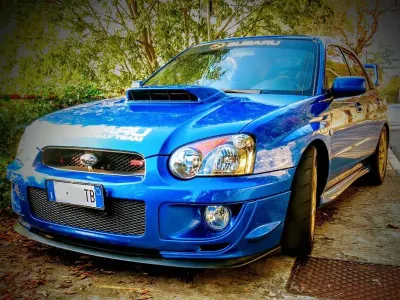 Usata Subaru Impreza 265 CV (194 kW) 2003 Blu/azzurro Berlina