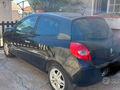 Usata Renault Clio II 58 CV (42 kW) 2008 Nero Berlina