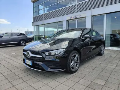 Usata Mercedes CLA250e Premium 160 CV (117 kW) 2022 Nero Coupé