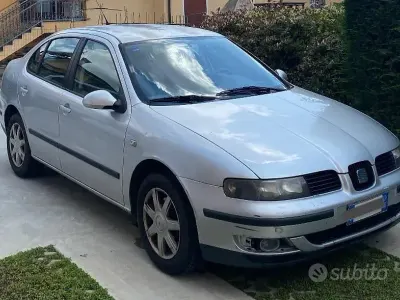 Usata Seat Toledo 110 CV (80 kW) 2003 Grigio Berlina