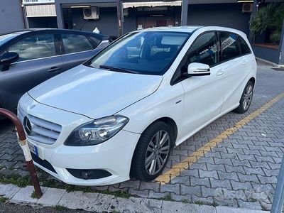 Brugt Mercedes B180 Premium 109 HK (80 kW) 2013 Hvid MPV