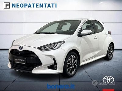 Usata Toyota Yaris Hybrid Trend 116 CV (85 kW) 2022 Bianco Berlina