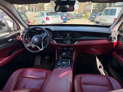 Usata Alfa Romeo Stelvio Business 209 CV (153 kW) 2018 Bianco SUV
