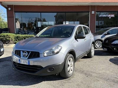 Usata Nissan Qashqai Tekna 117 CV (86 kW) 2010 Argento SUV