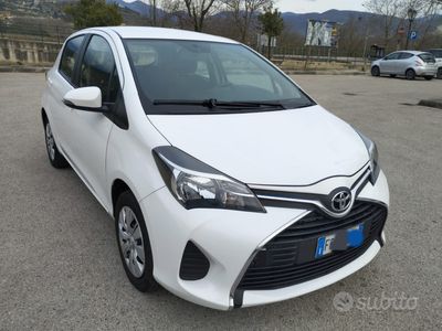 usata Toyota Yaris 1.0 68cv benzina Nuova