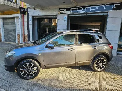 Usata Nissan Qashqai Tekna 110 CV (80 kW) 2012 Grigio SUV