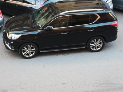 Usata Ssangyong (KGM) Rexton 181 CV (133 kW) 2019 Nero SUV