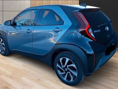 Nuova Toyota Aygo X Active 72 CV (52 kW) 2025 Blu SUV