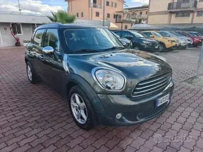 Usata Mini Countryman 90 CV (66 kW) 2013 Verde SUV