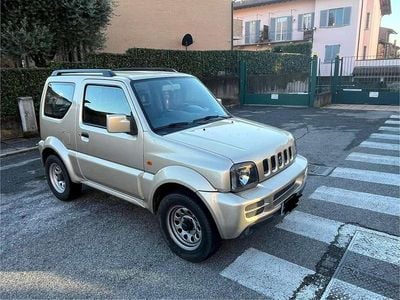 Argento Usata 2005 Suzuki Jimny SUV | 9500 € (Buon prezzo)