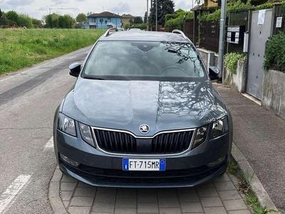 Usata Skoda Octavia Executive 116 CV (85 kW) 2018 Grigio Station wagon