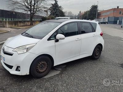 Usata Subaru Trezia 2011 Bianco Utilitaria