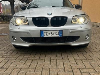 Usata BMW 118 122 CV (89 kW) 2005 Utilitaria