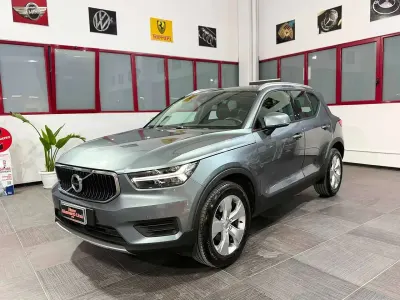 Usata Volvo XC40 Momentum 150 CV (110 kW) 2018 Blu/azzurro SUV