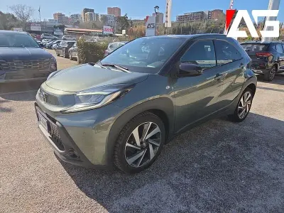Usata Toyota Aygo X Lounge 72 CV (52 kW) 2022 Verde SUV