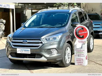 Usata Ford Kuga Titanium 120 CV (88 kW) 2018 Grigio SUV