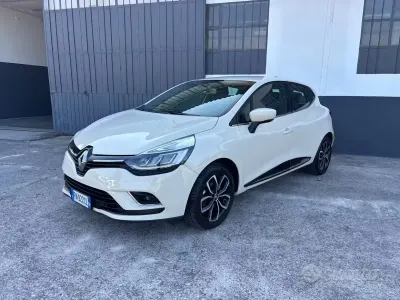 Usata Renault Clio IV 118 CV (86 kW) 2018 Beige Berlina