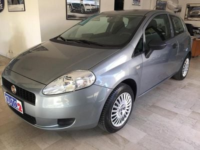 Usata Fiat Grande Punto S 69 CV (50 kW) 2011 Grigio Utilitaria