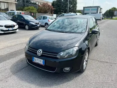 Usata VW Golf VI 105 CV (77 kW) 2009 Nero Utilitaria