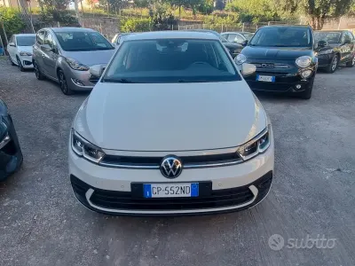 Usata VW Polo Life 95 CV (69 kW) 2023 Bianco Utilitaria