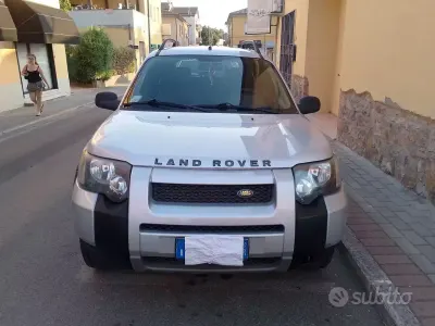 Usata Land Rover Freelander 117 CV (86 kW) 2005 Grigio SUV